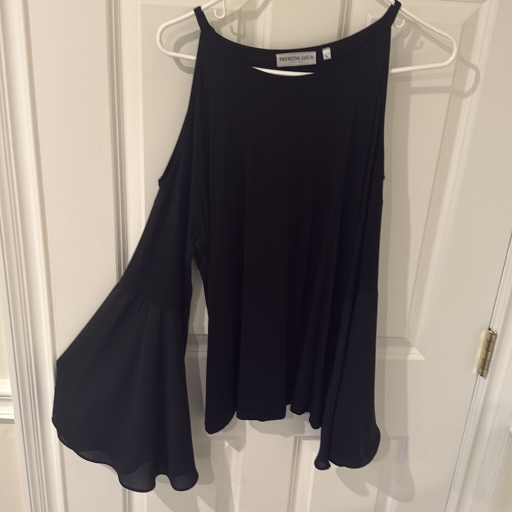 Patrizia Luca open/cold shoulder bell long sleeve black top host pick
